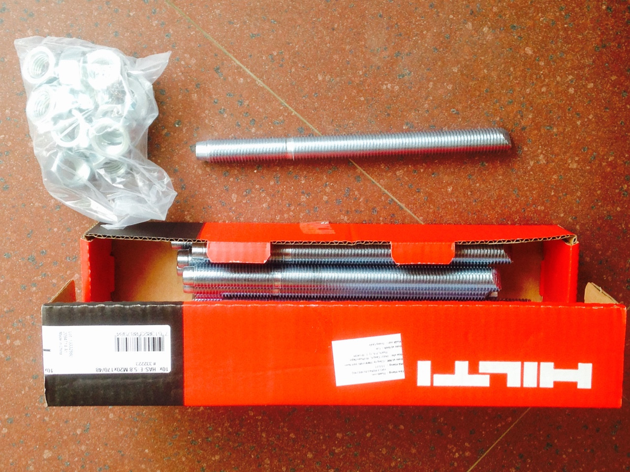 Thanh ren Hilti 5.8